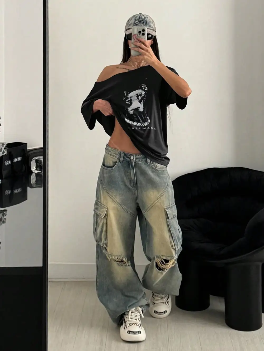 Black Dog Relaxed Fit T-Shirt
