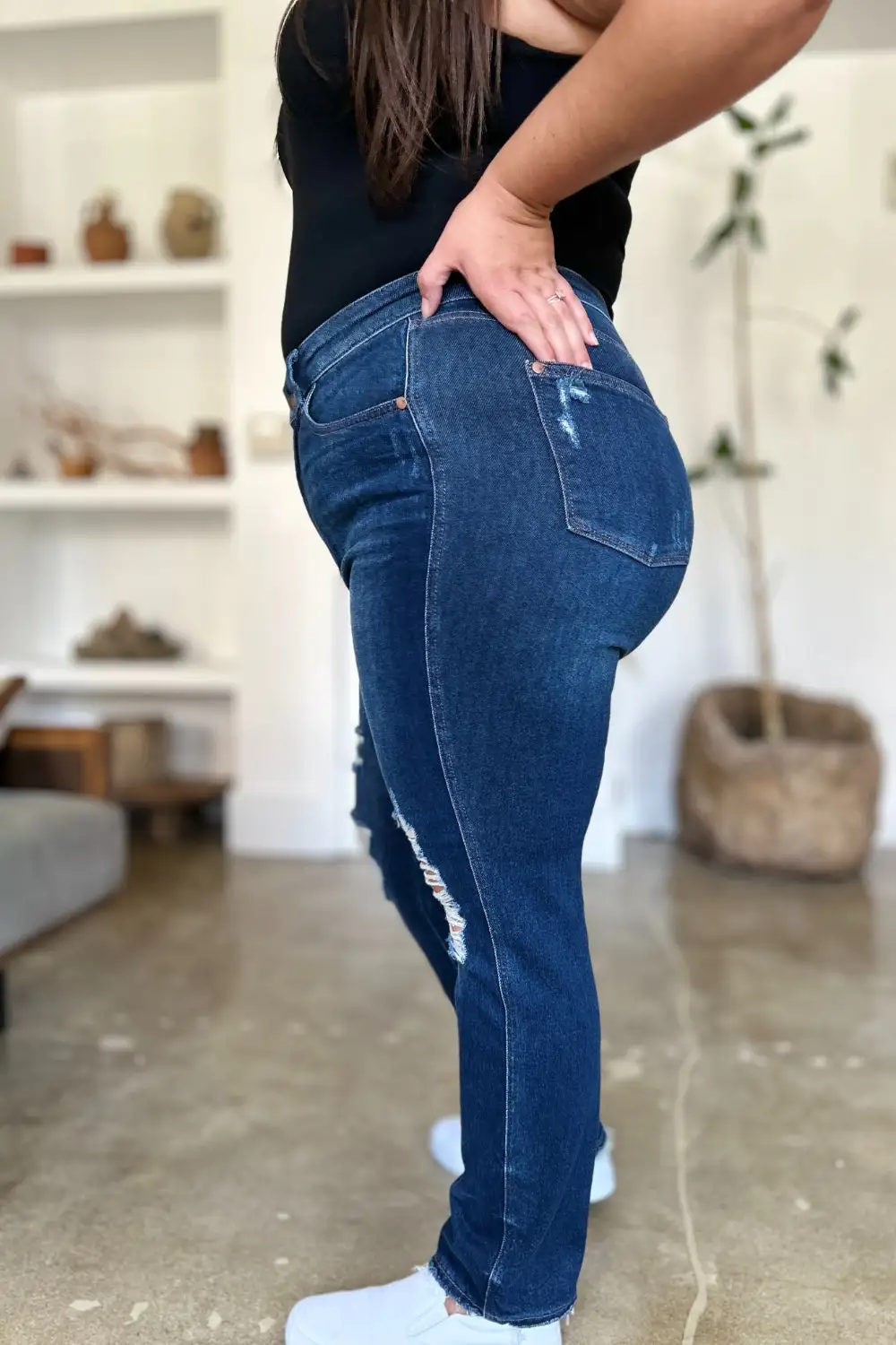 Comfort-Fit High Waist Jeans