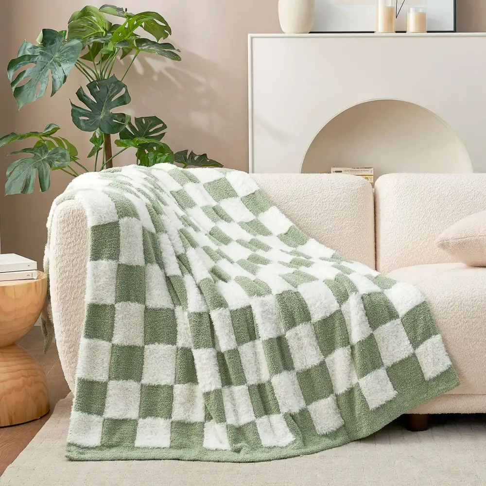 Fluffy Checkered Blanket