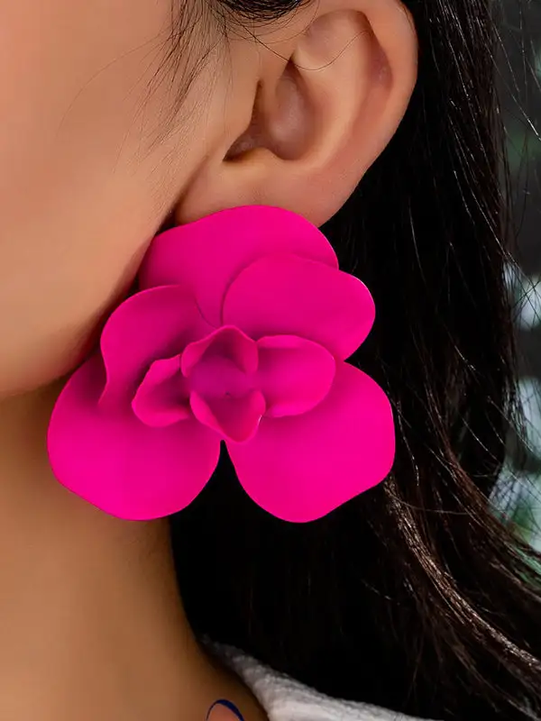 Timeless Hammered Accent Earrings