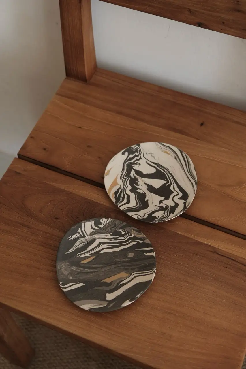 Flood Hand-pinched Plate