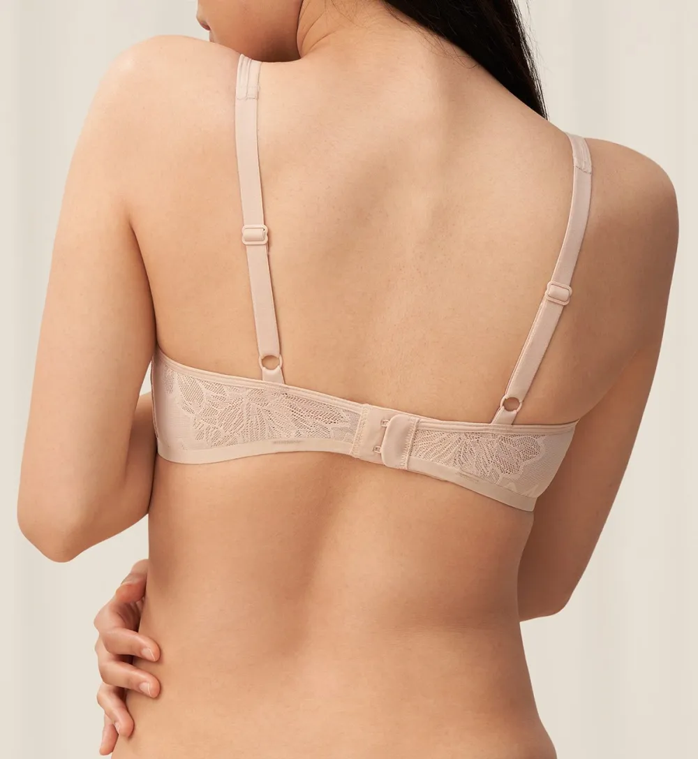 Women's Lightweight-Feel Non-Wired Padded Lace Bra