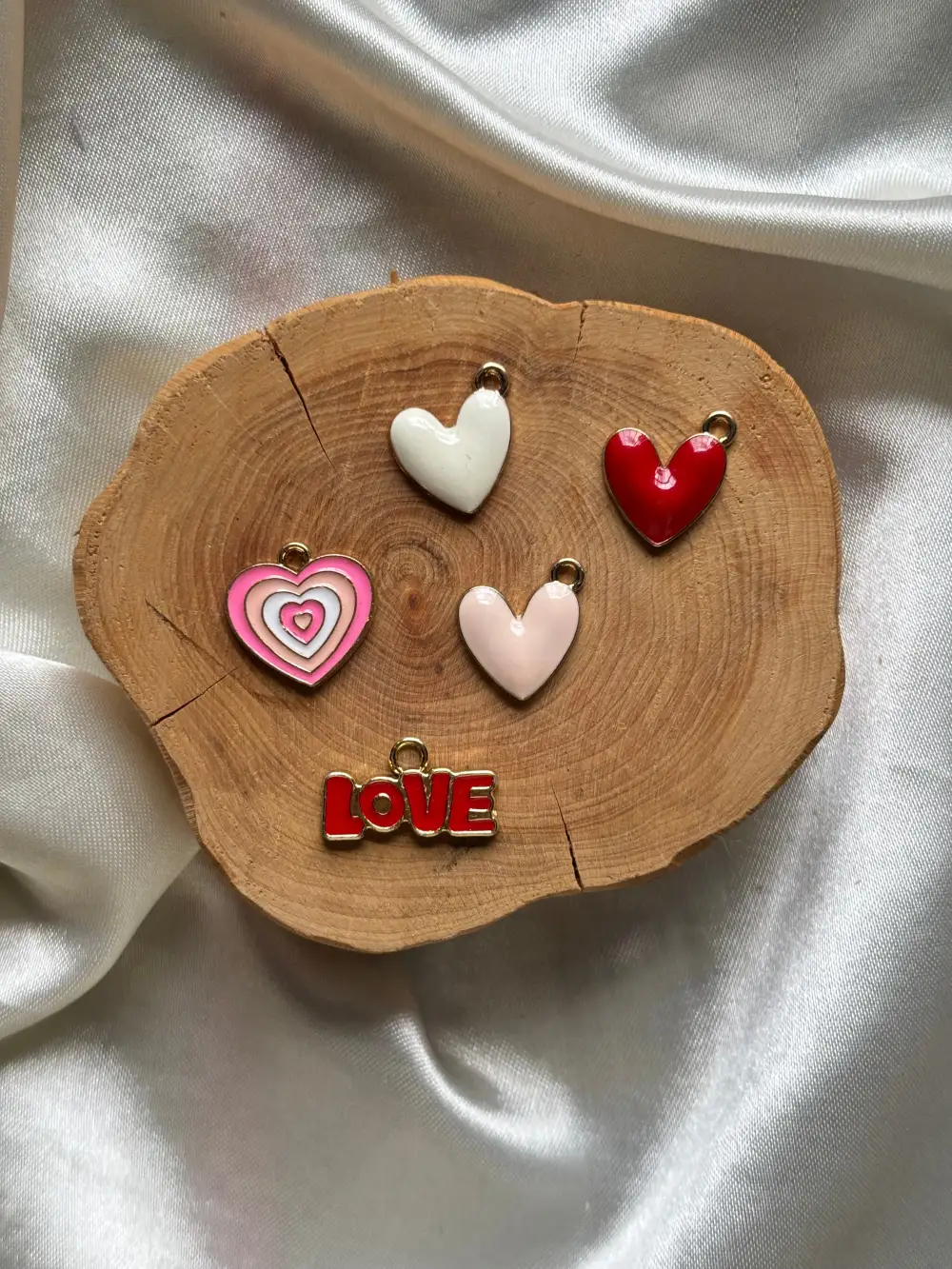Detailed Heart Charm