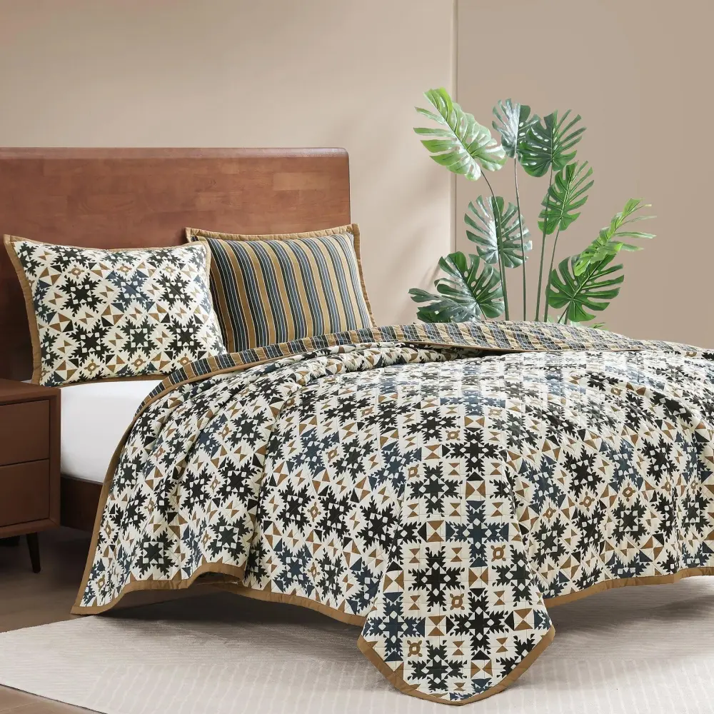 Reversible Striped Quilt Set