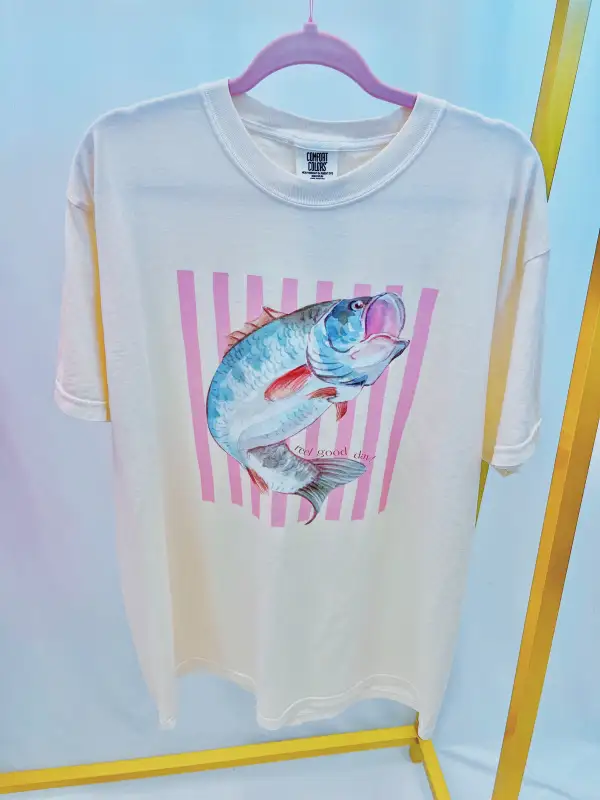 River Graphic Tee