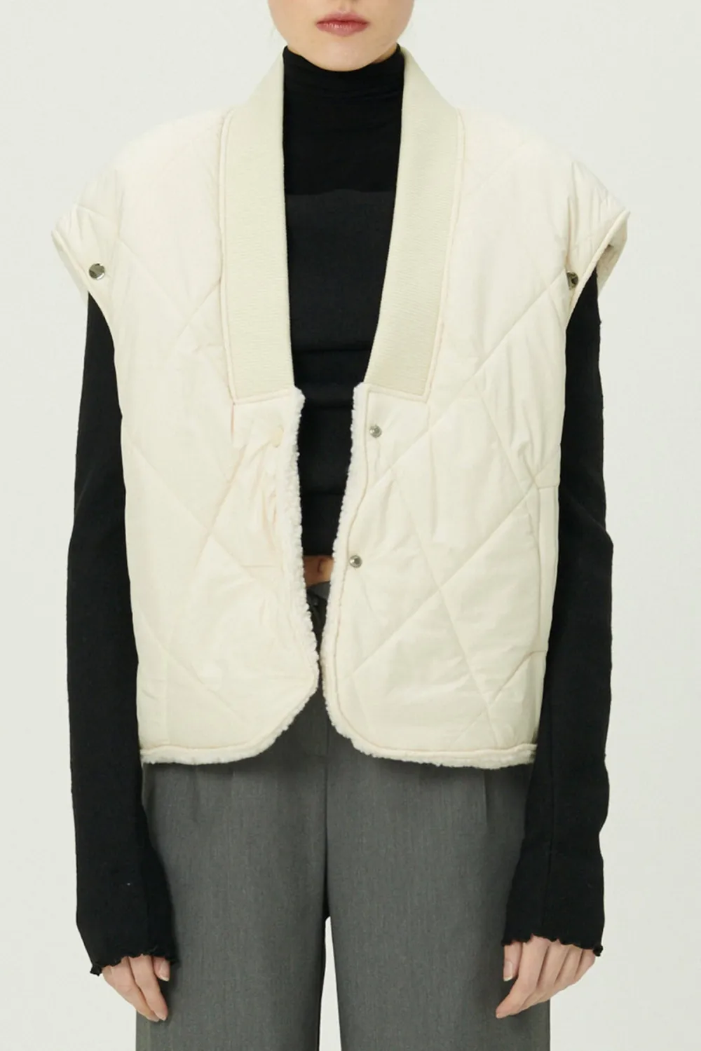Quilted Sherpa Coat W/Detachable Sleeve