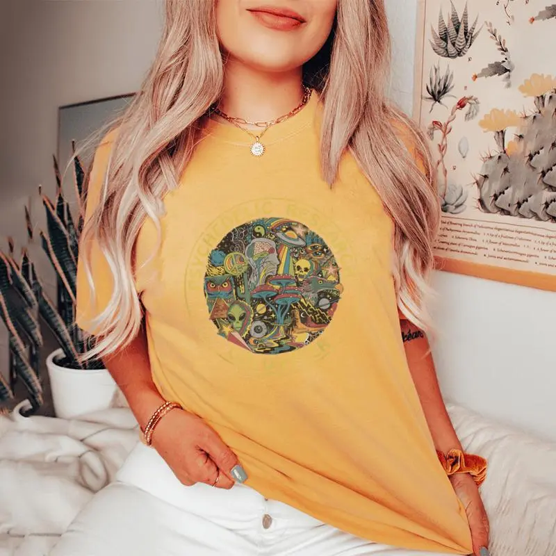 Psychedelic Mushroom Psychedelic Research Volunr Women's Oversized Comfort T-Shirt