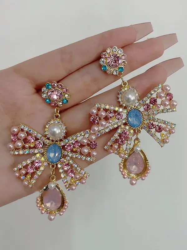 Sculptural Vintage-Inspired Accent Earrings