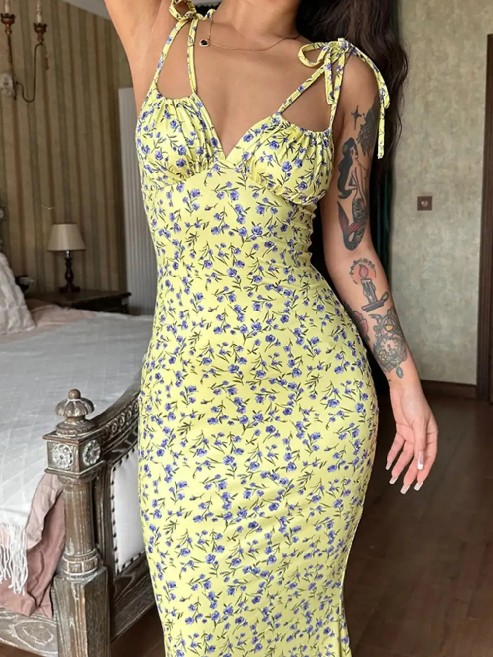 Relaxed Floral Print Tie Strap Bodycon Maxi Dress