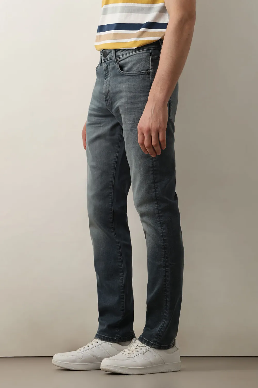 Dark Blue Mid Rise Scott Straight Fit JEANS
