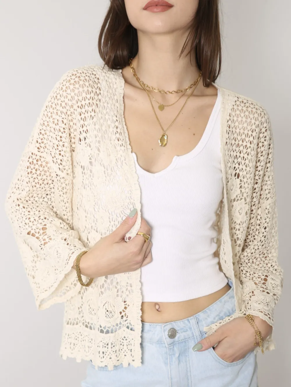 High-Waist Distressed Scalloped Embroidered Cropped Cardigan