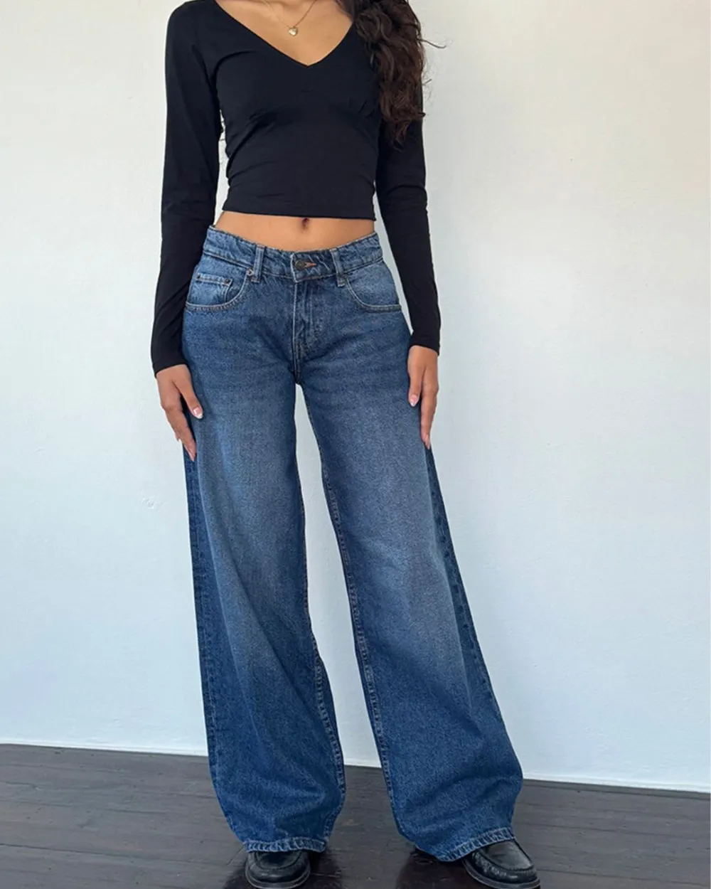 Relaxed Mid-Rise Straight-Leg Jeans