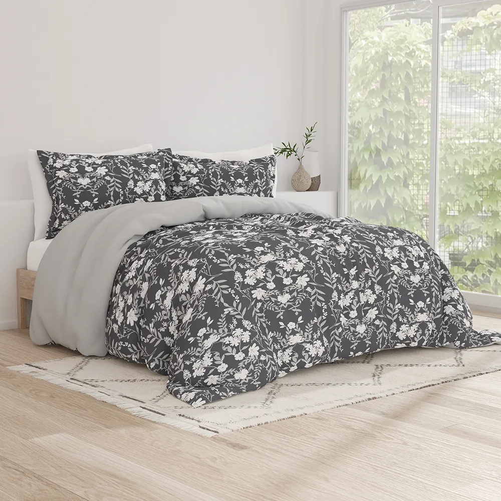 Secret Garden Pattern Reversible Duvet Cover Set
