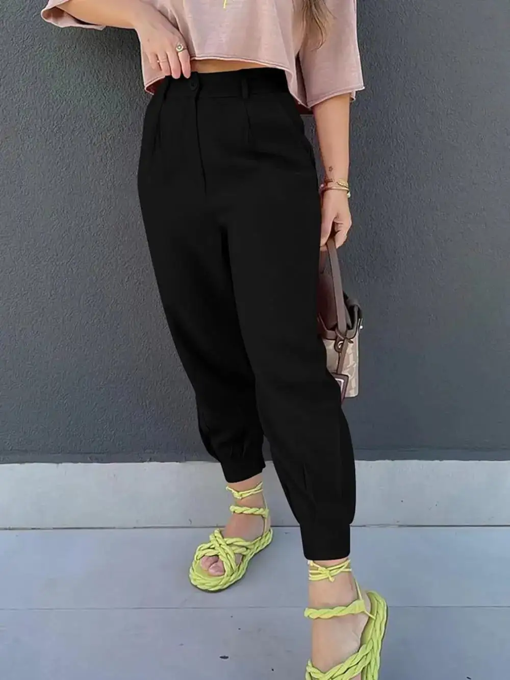 Textured High Waist Pocket Detail Pants