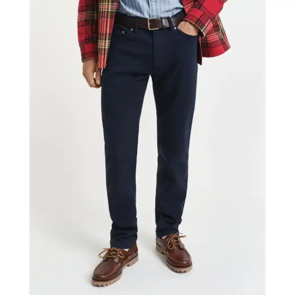 Essential Slim-Fit Comfort-Stretch Denim Jeans