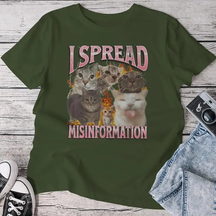 I Spread Misinformation Cat Women T-shirt