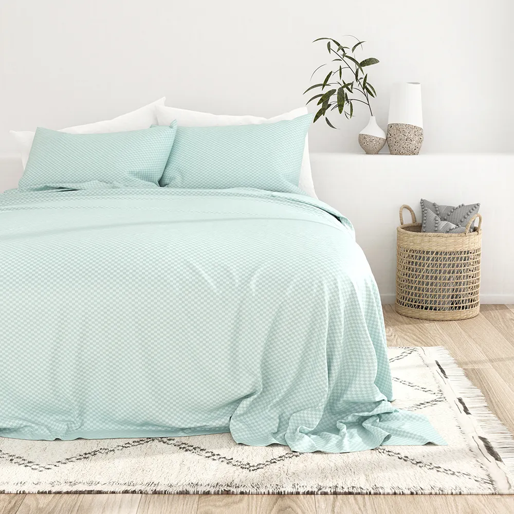 Checkered Embossed Sheet Set