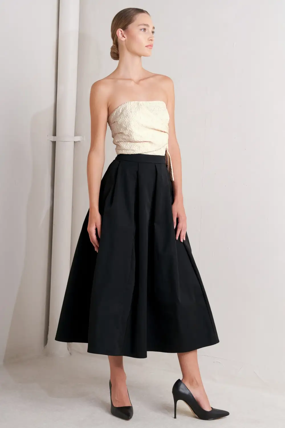 Classic Strapless Midi Dress