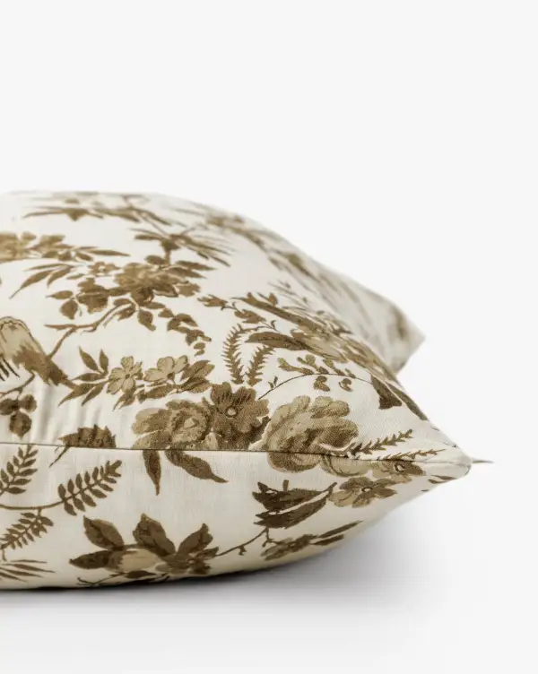 Classic Pillow Cover
