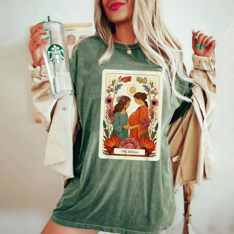 Boho Floral Tarot Card Doula Midwife Birth Worker L&D Nurse Women's Oversized Comfort T-Shirt