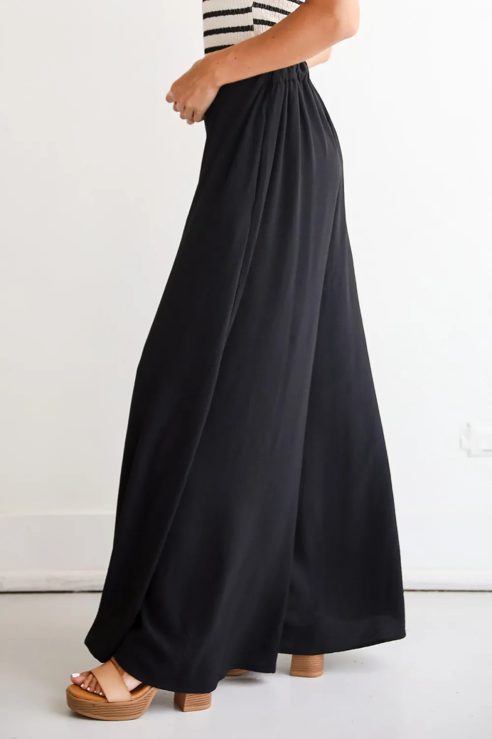 Slight Stretch Wide Leg Pants