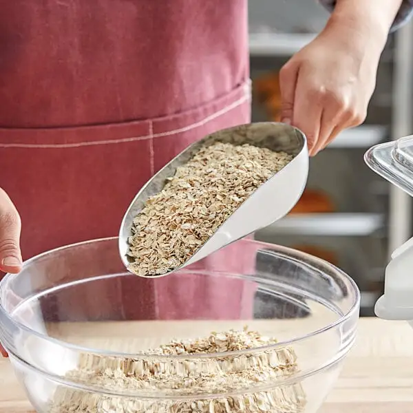 Space-Saving Single Piece Aluminum Scoop
