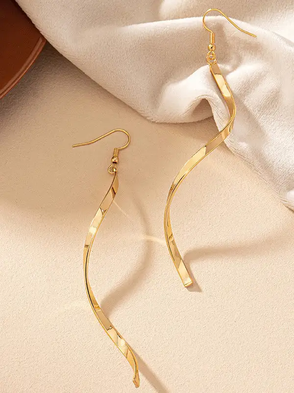 Ornate Moonlit Accent Earrings
