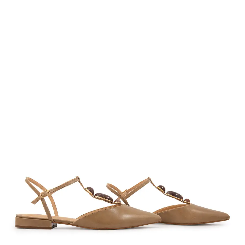 Simple Minimal Everyday Flat Shoes