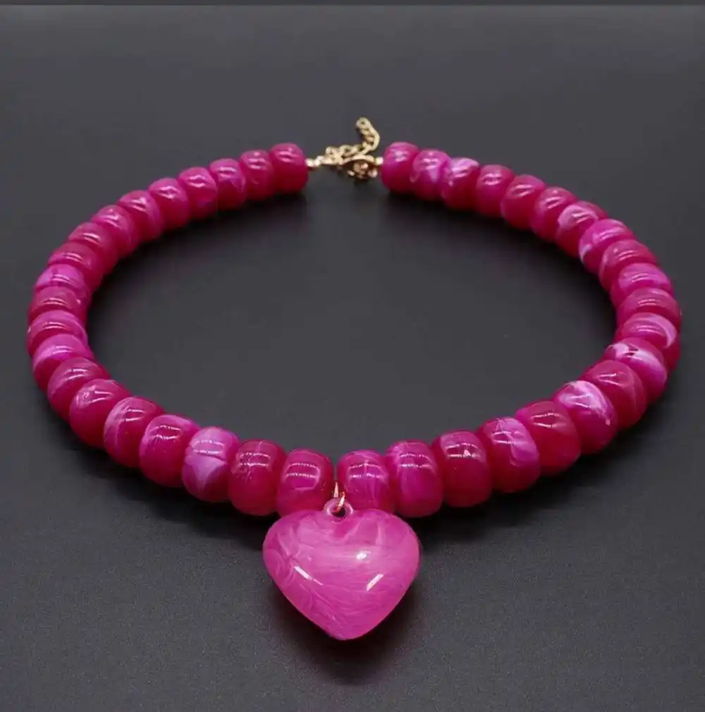 Marbled Heart Bead Necklace