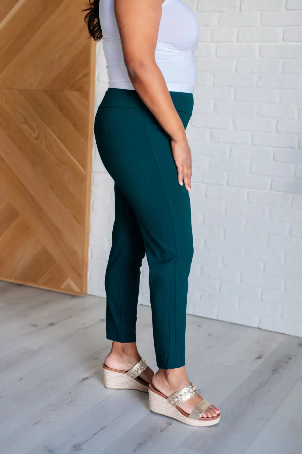 Magic Ankle Crop Skinny Pants In Hunter