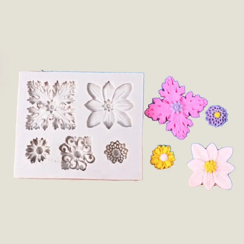 Floral Silicone Baking Mold