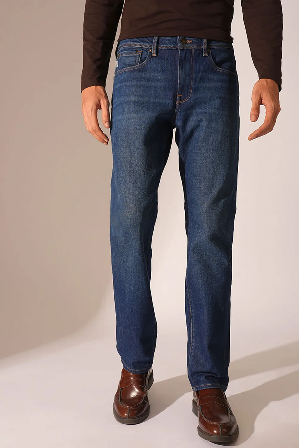 Blue Mid Rise Straight Fit JEANS