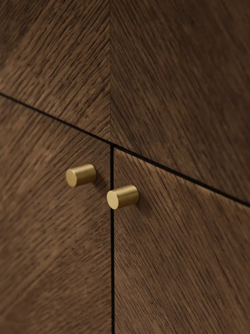 Modern Oak Drawer Chest