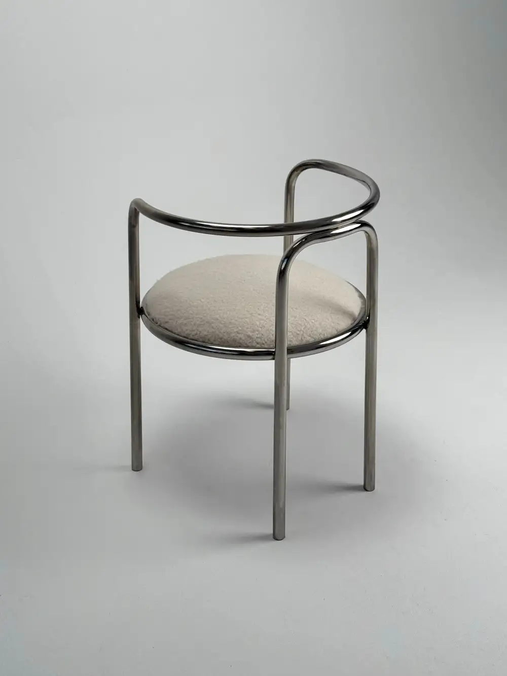 Tubular Frame Accent Chair