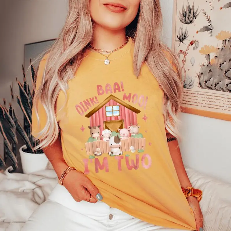 Oink Baa Moo I'm 2 Farm Theme Birthday 2 Yrs Old Girl Women's Oversized Comfort T-Shirt