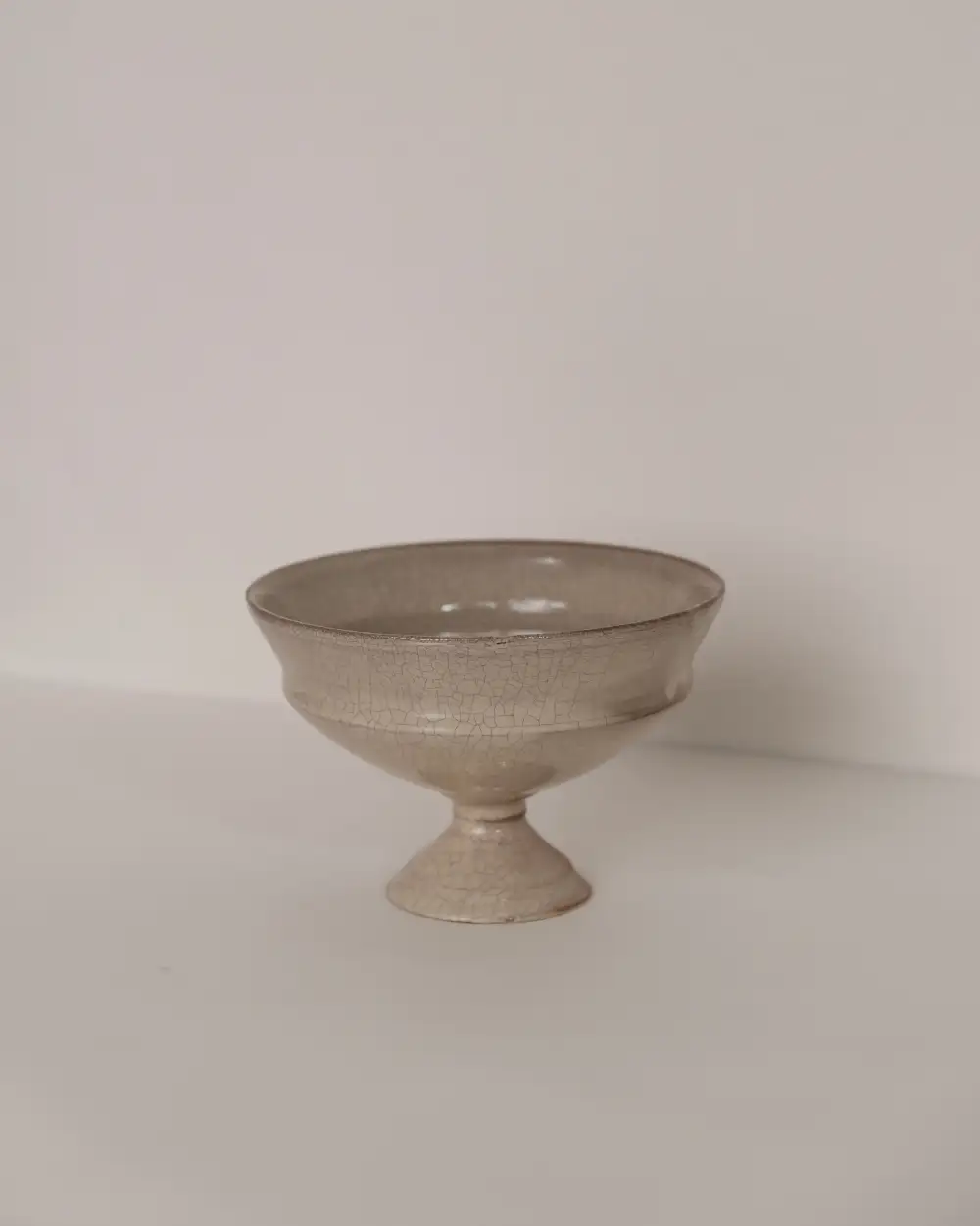 Crackled  Footed Plate