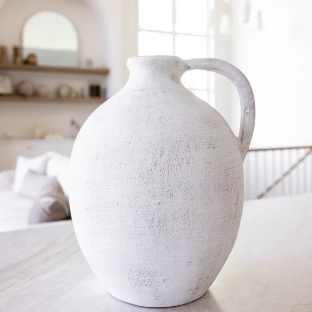 Organic Form Refined Decorative Table Vase