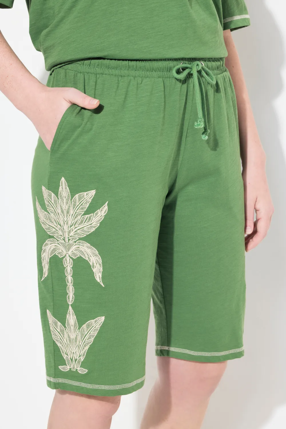 Cotton Drawstring Waist Belt Shorts