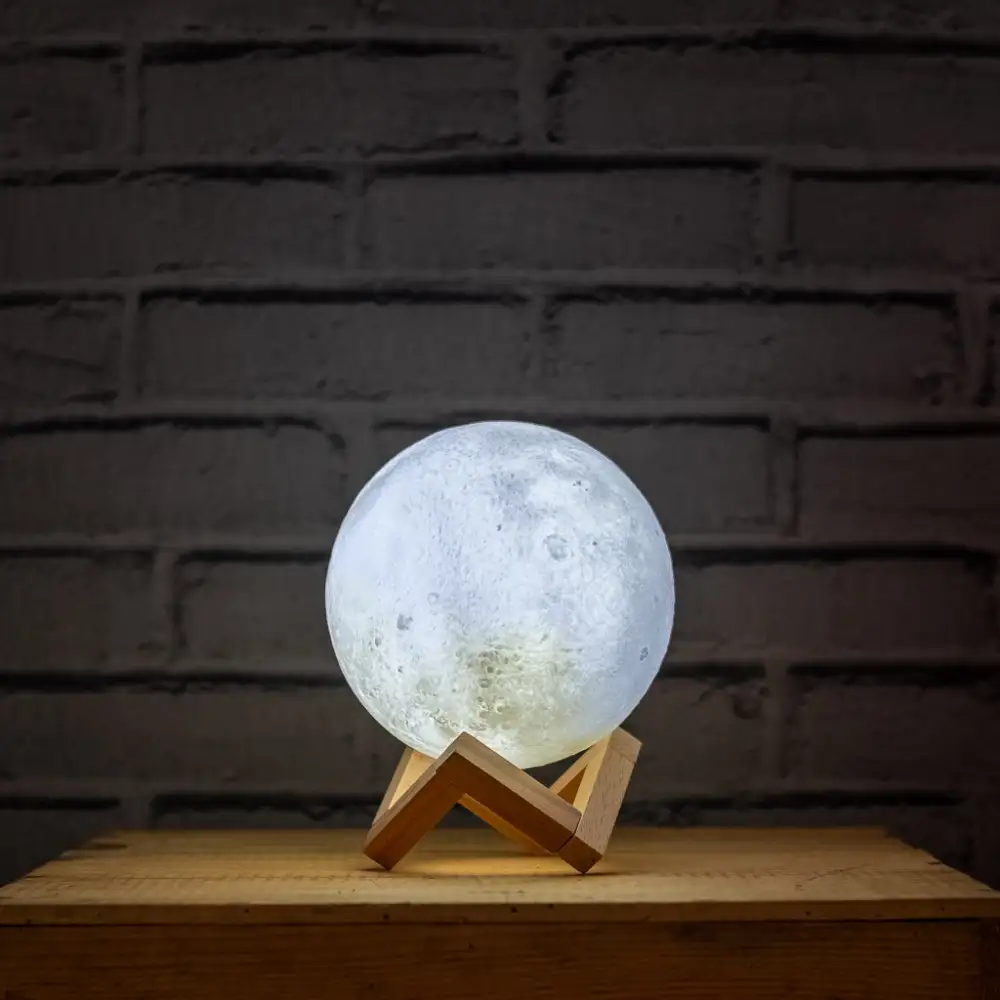Lunar Glow Ball Lamp