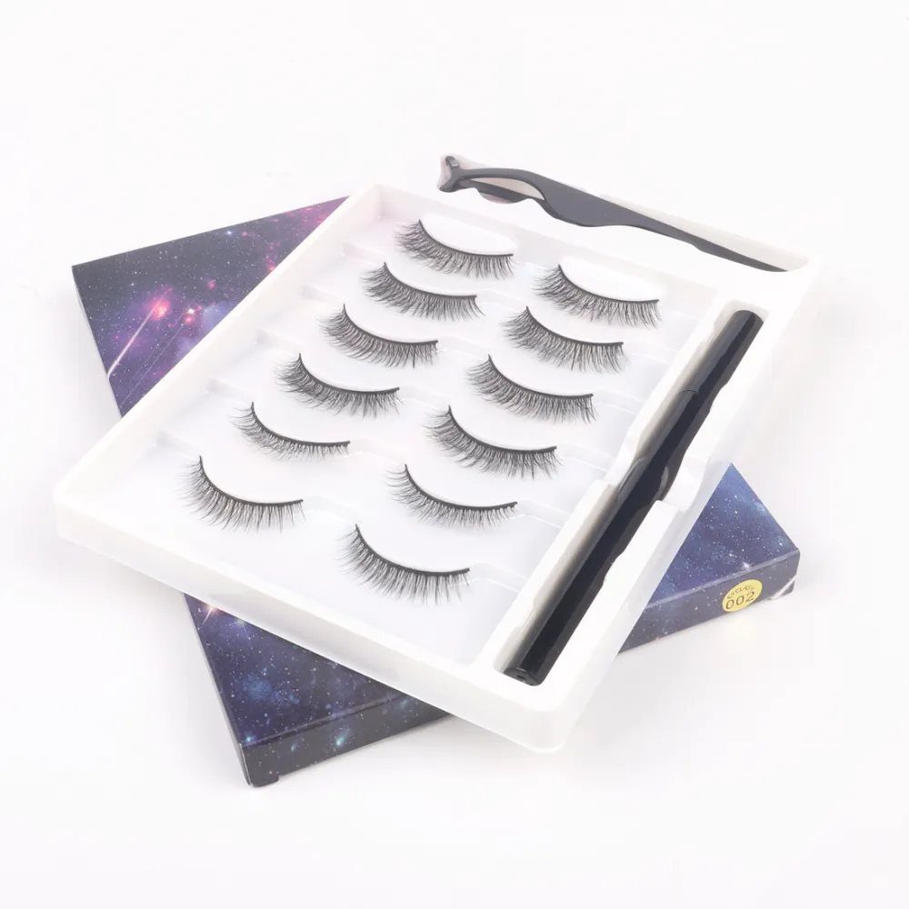 Natural Finish Adhesive Lashes
