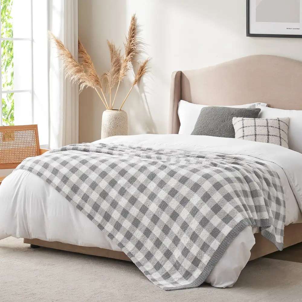 Cozy Plaid Blanket