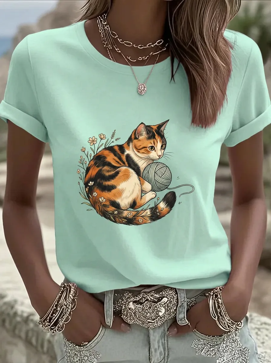 Women's Cat Lover Calico Cat Yarn Ball Floral Printed T-shirt