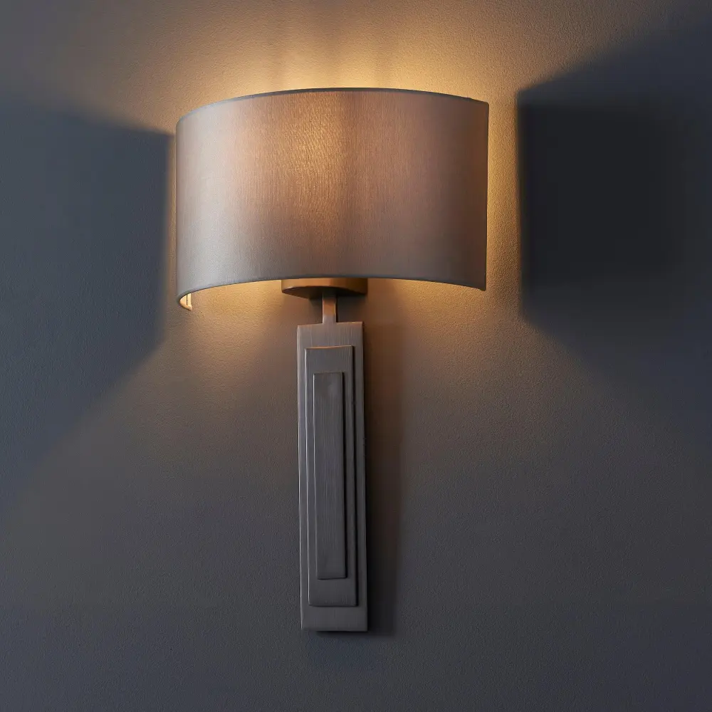 Modern Relaxed Adjustable Decorative Wall Light