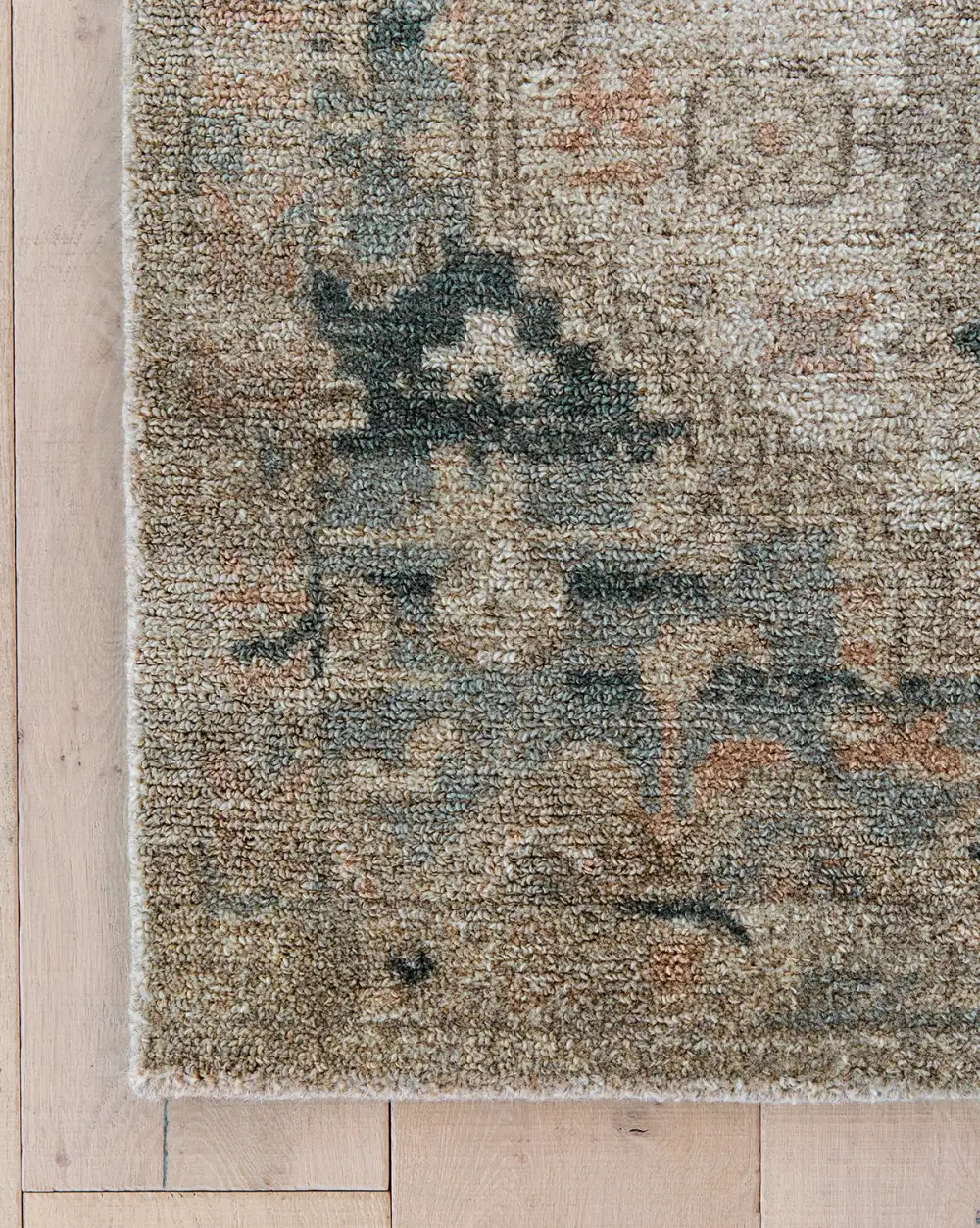 Classic Hand-Tufted Wool-Jute Area Rug