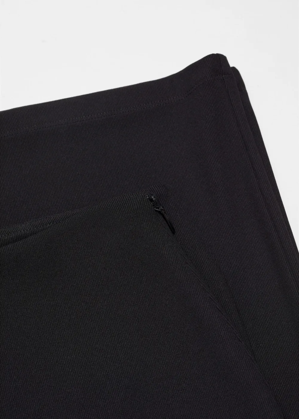 Flowy Straight-Fit Pants
