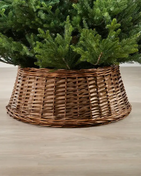 Hand-Woven Wicker Tree Collar