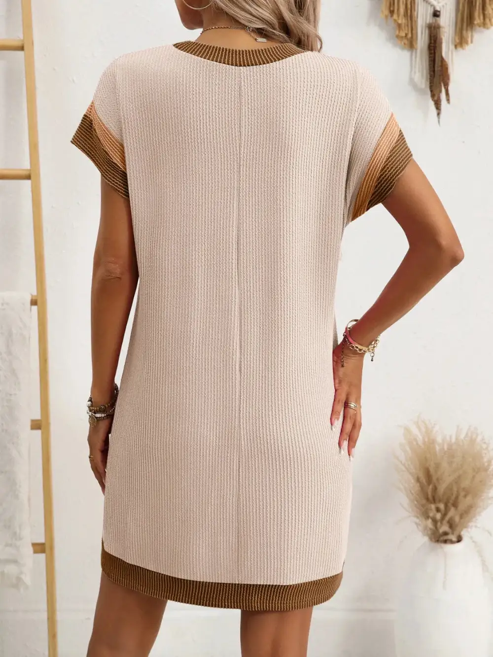Round-Neck Short-Sleeve Mini Dress