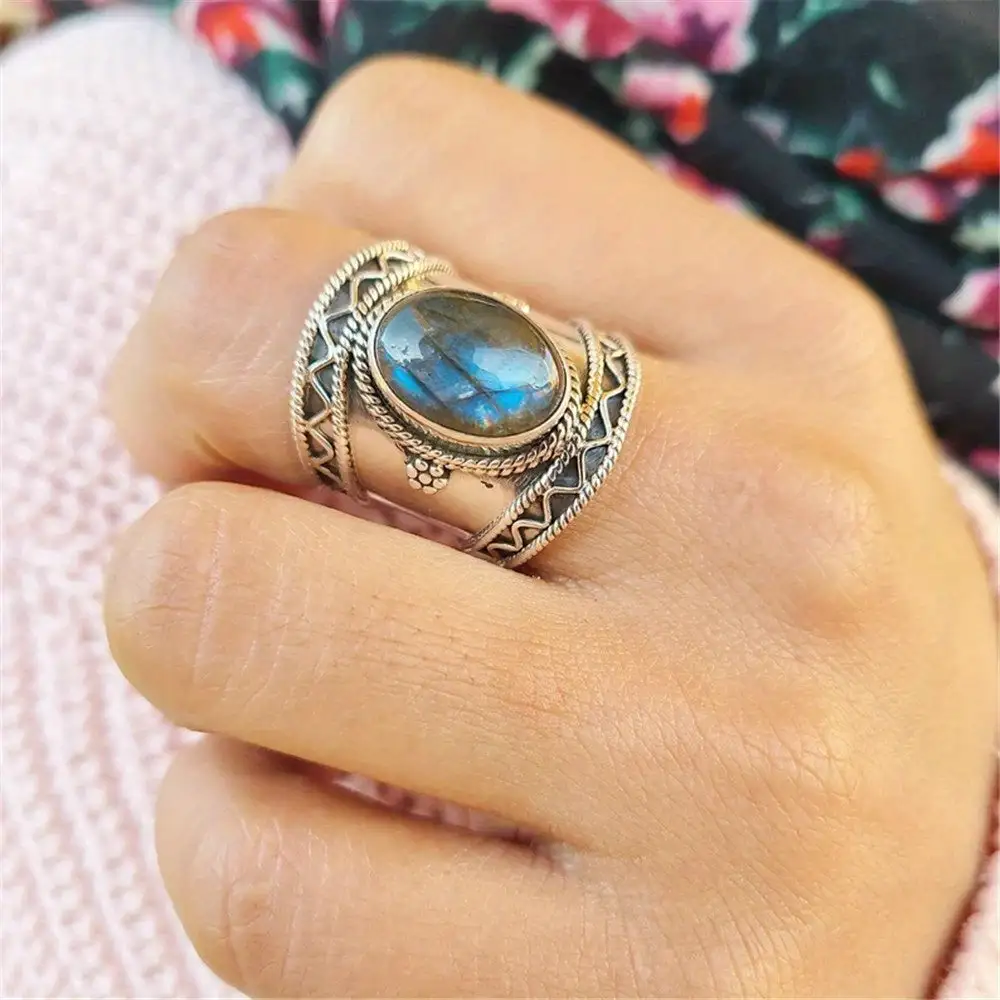 Retro Men's Ring