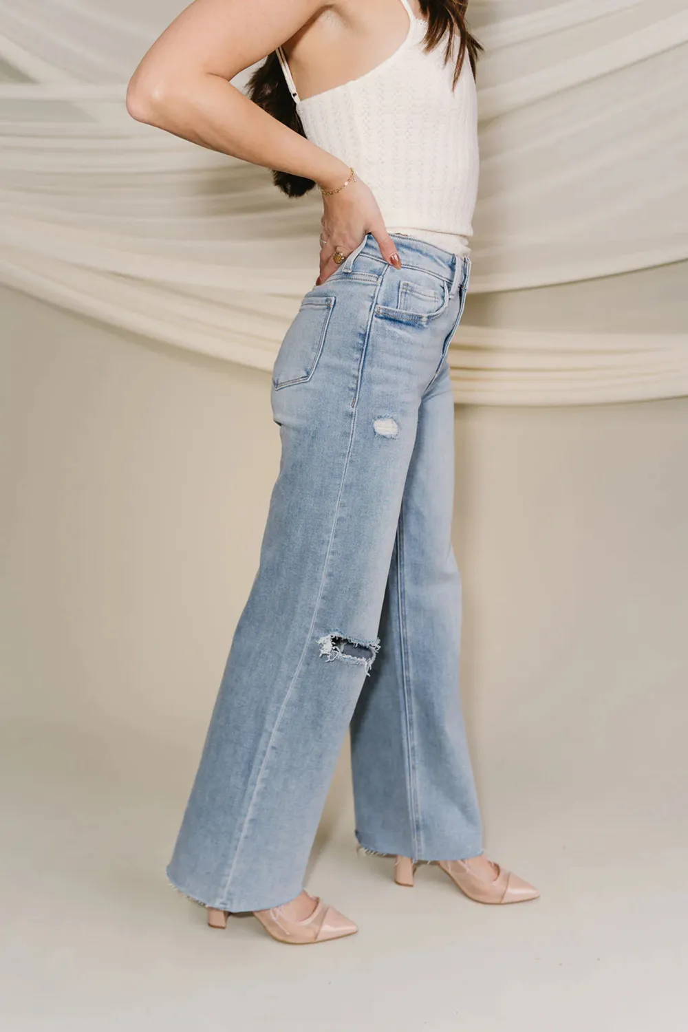 Distressed Detail Jeans With Pockets