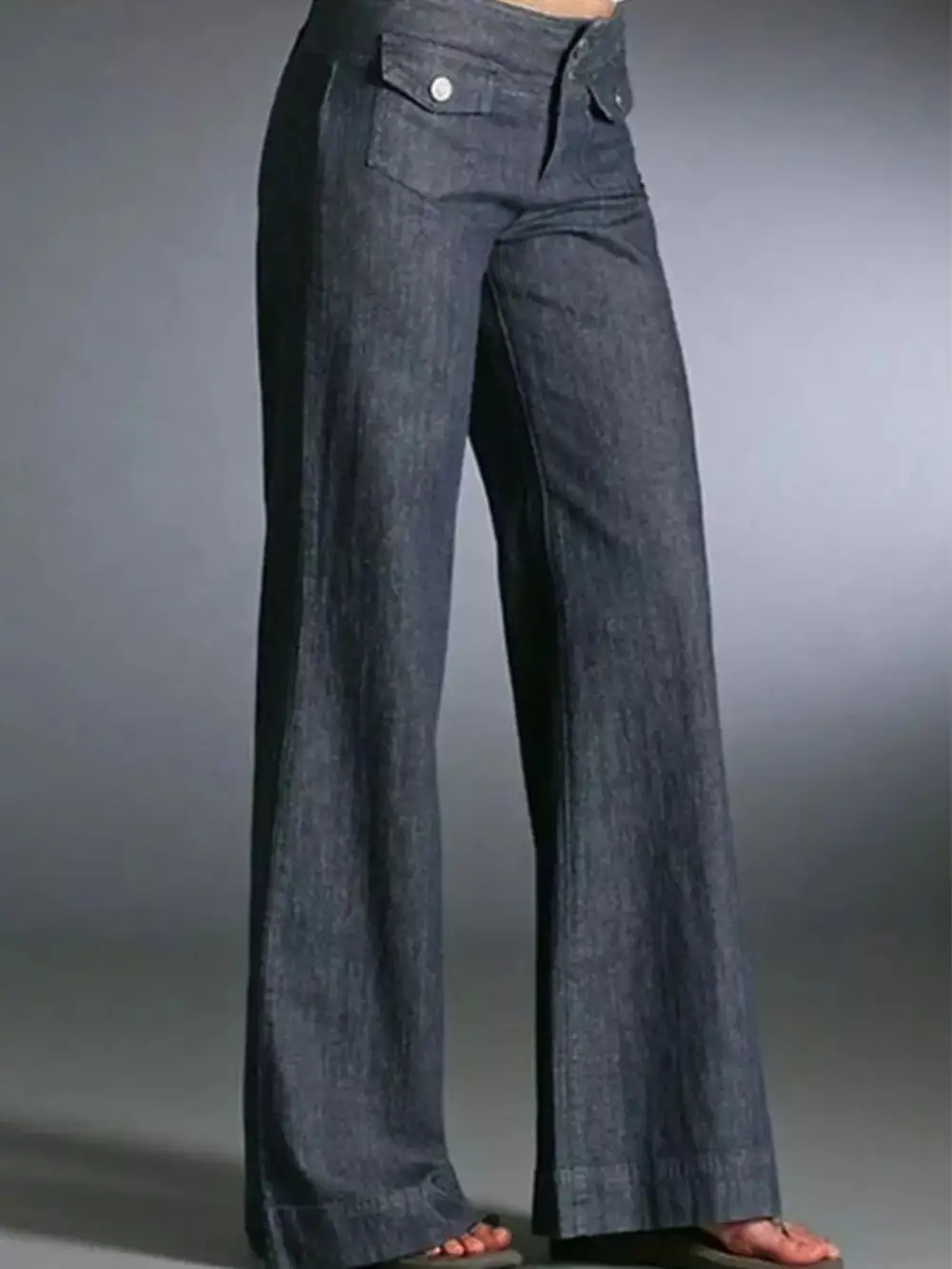Subtle Texture Classic Shape Denim Jeans